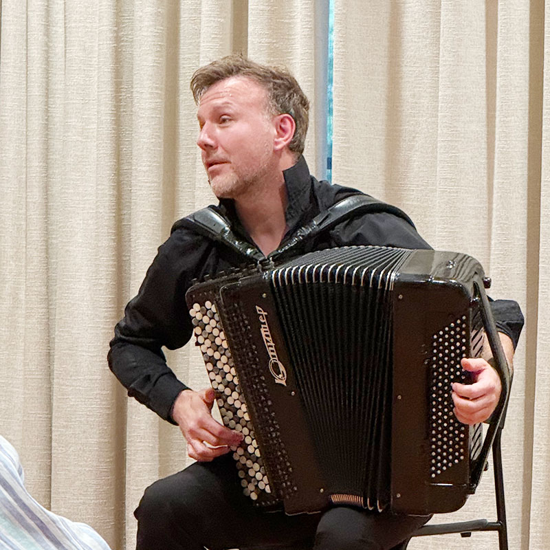 Nikolay-Sivchuk-bayan